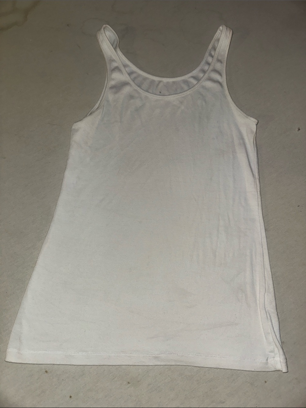Womens Size M a new day White Scoop Neck Tank Top